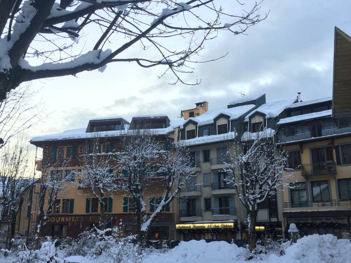 Duplex En Vieux Bois Hyper Centre Chamonix Exterior foto