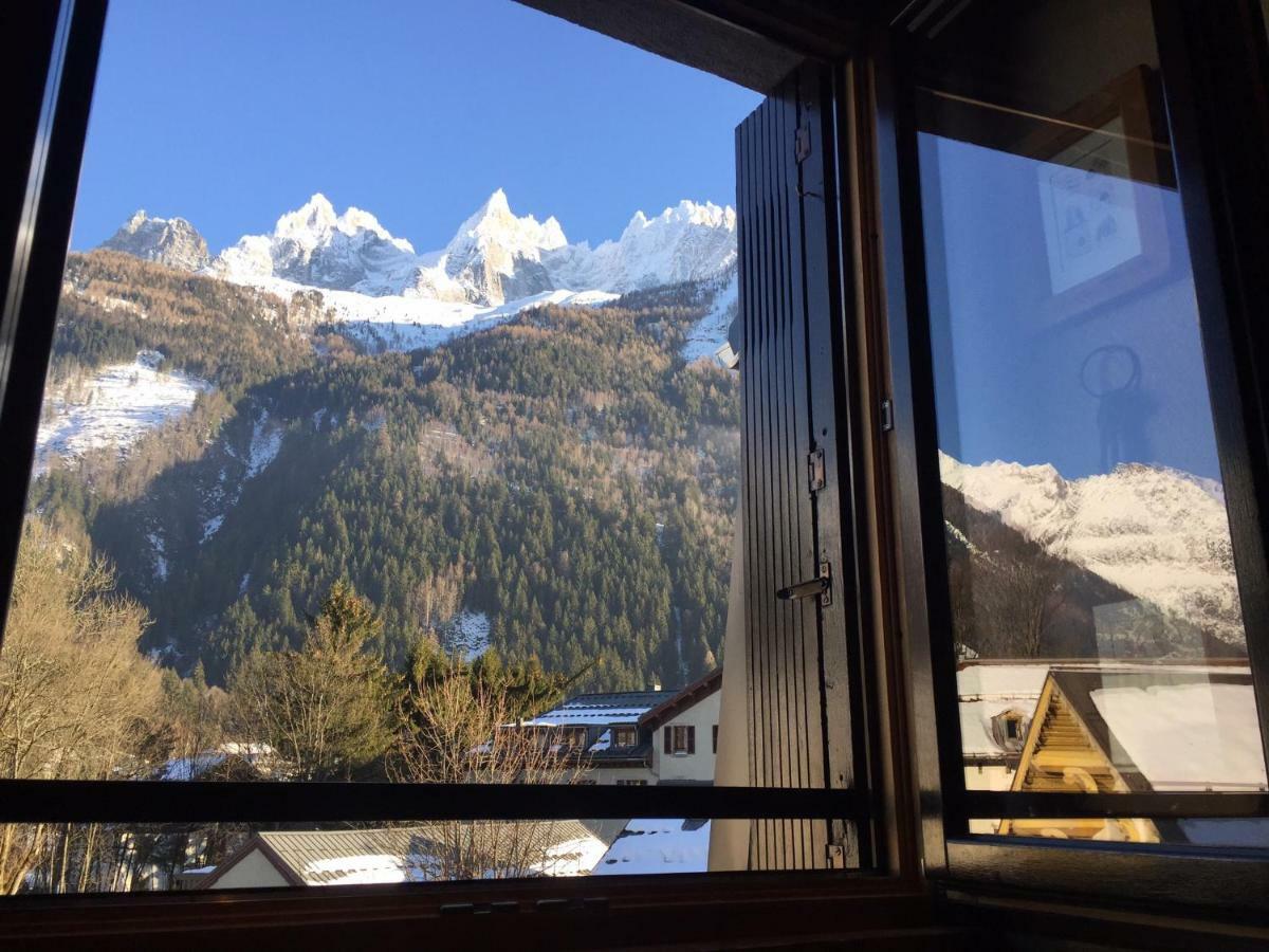 Duplex En Vieux Bois Hyper Centre Chamonix Exterior foto